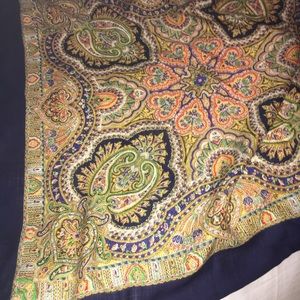 Square vintage wool scarf